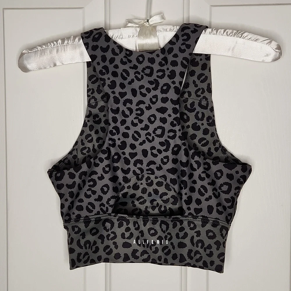 All Fenix Anthropologie Sport Bra Long Jagger Charcoal Cheetah Print S - Picture 4 of 9